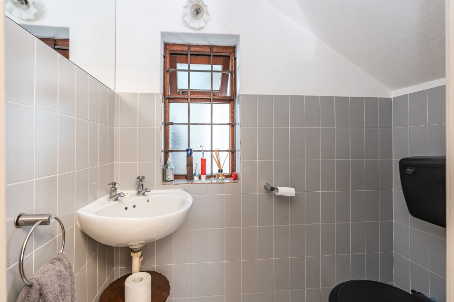 3 Bedroom Property for Sale in Pinelands Western Cape